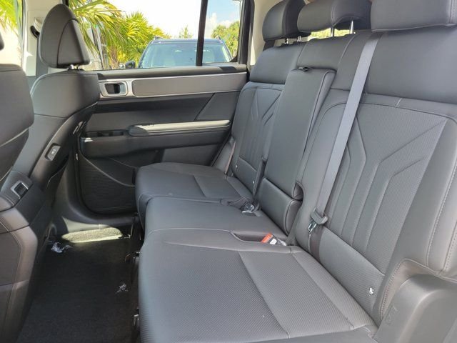 New 2026 Gray Hyundai SEL FWD image 7