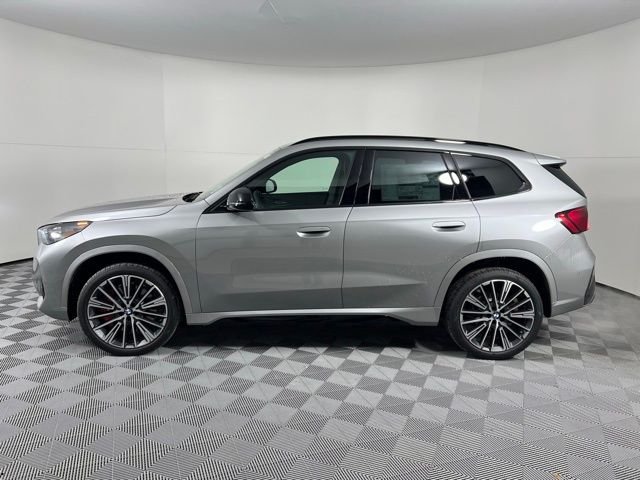 New 2026 Silver BMW xDrive28i image 4