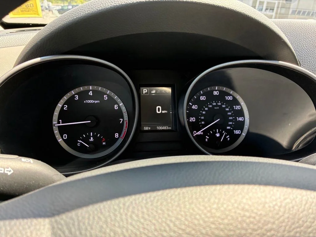 Used 2017 Silver Hyundai 2.4 Base image 31