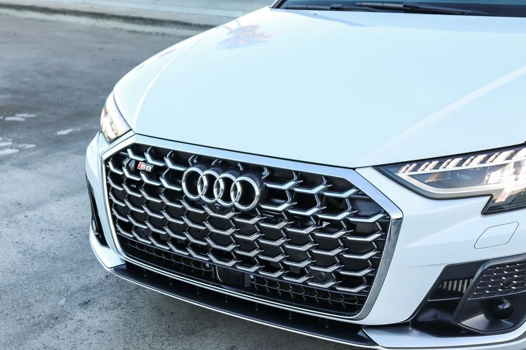 Used 2022  Audi 4.0T image 6