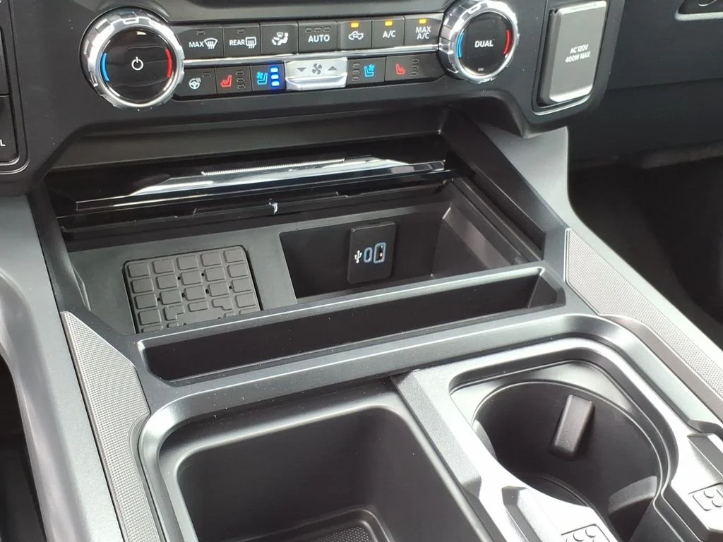 New 2026 Carbonized Gray Metallic Ford F-250® Lariat® image 15