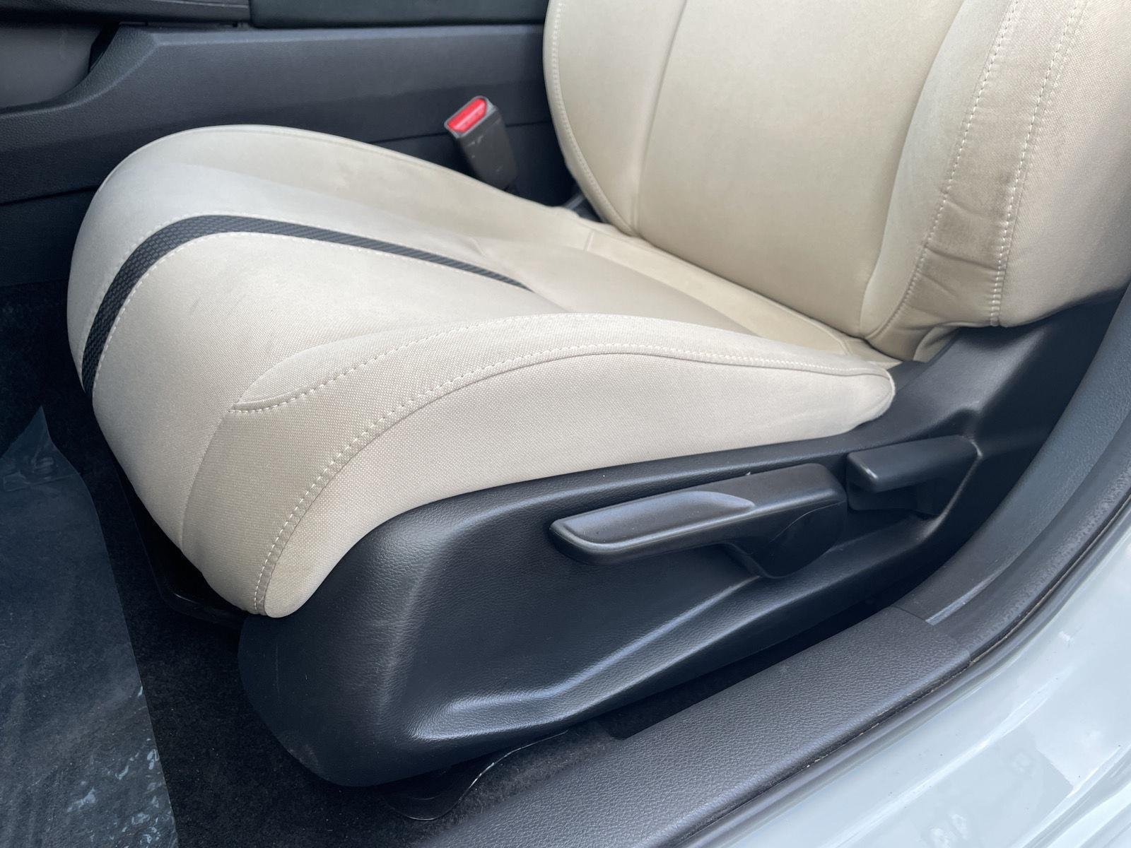 Used 2019 Platinum White Pearl Honda LX image 11