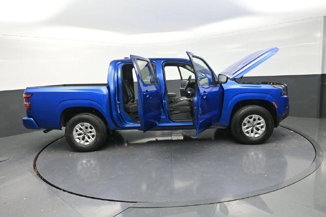 Used 2024 Blue Nissan SV image 45
