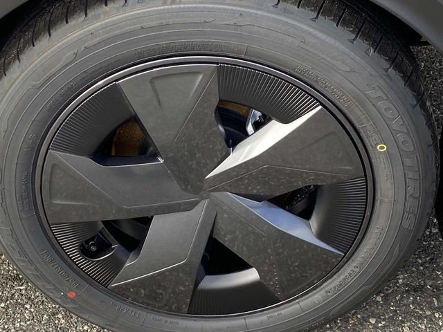 New 2026 Cutting Edge Toyota SE image 6