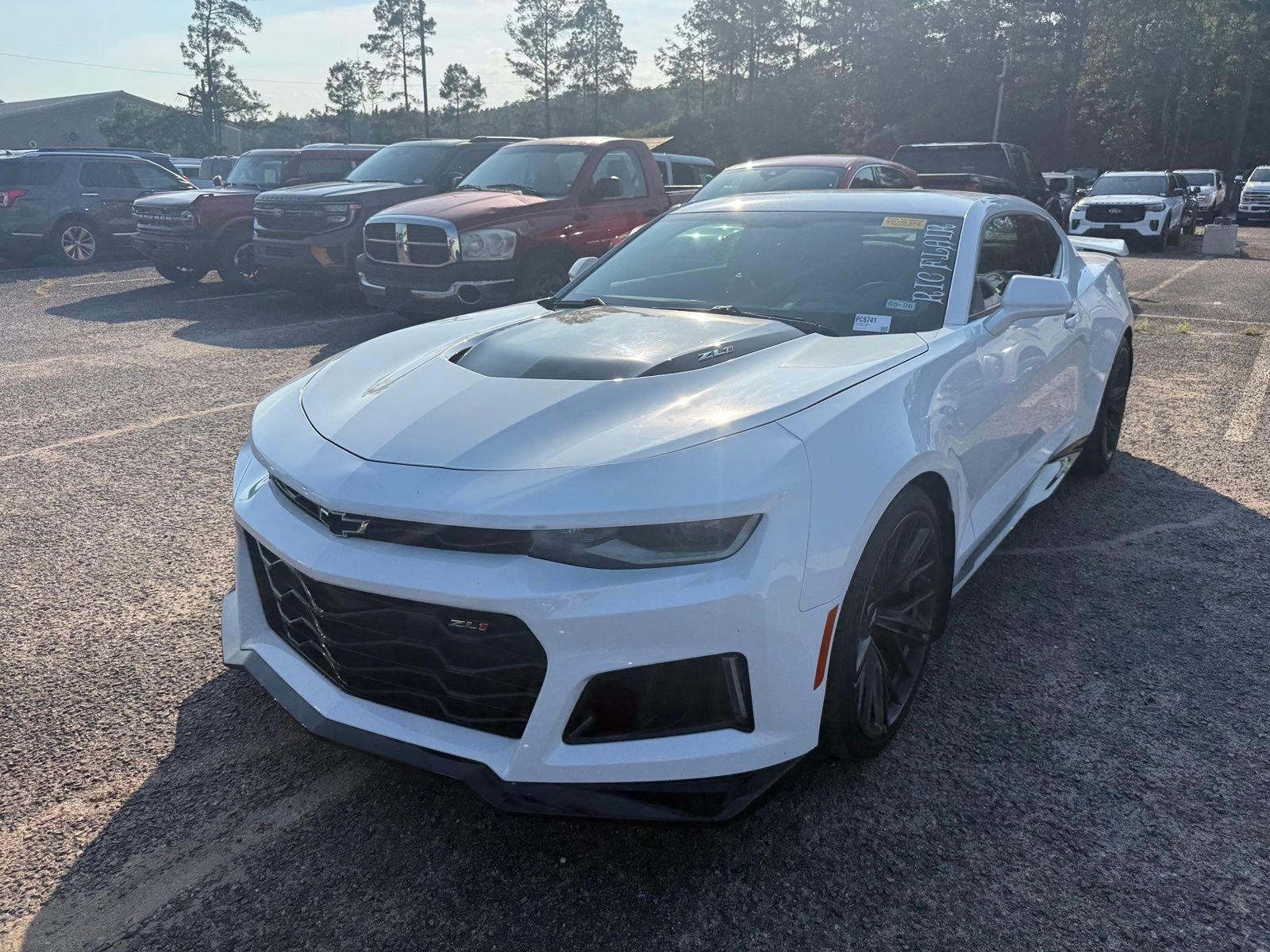Used 2018 White Chevrolet ZL1 image 3