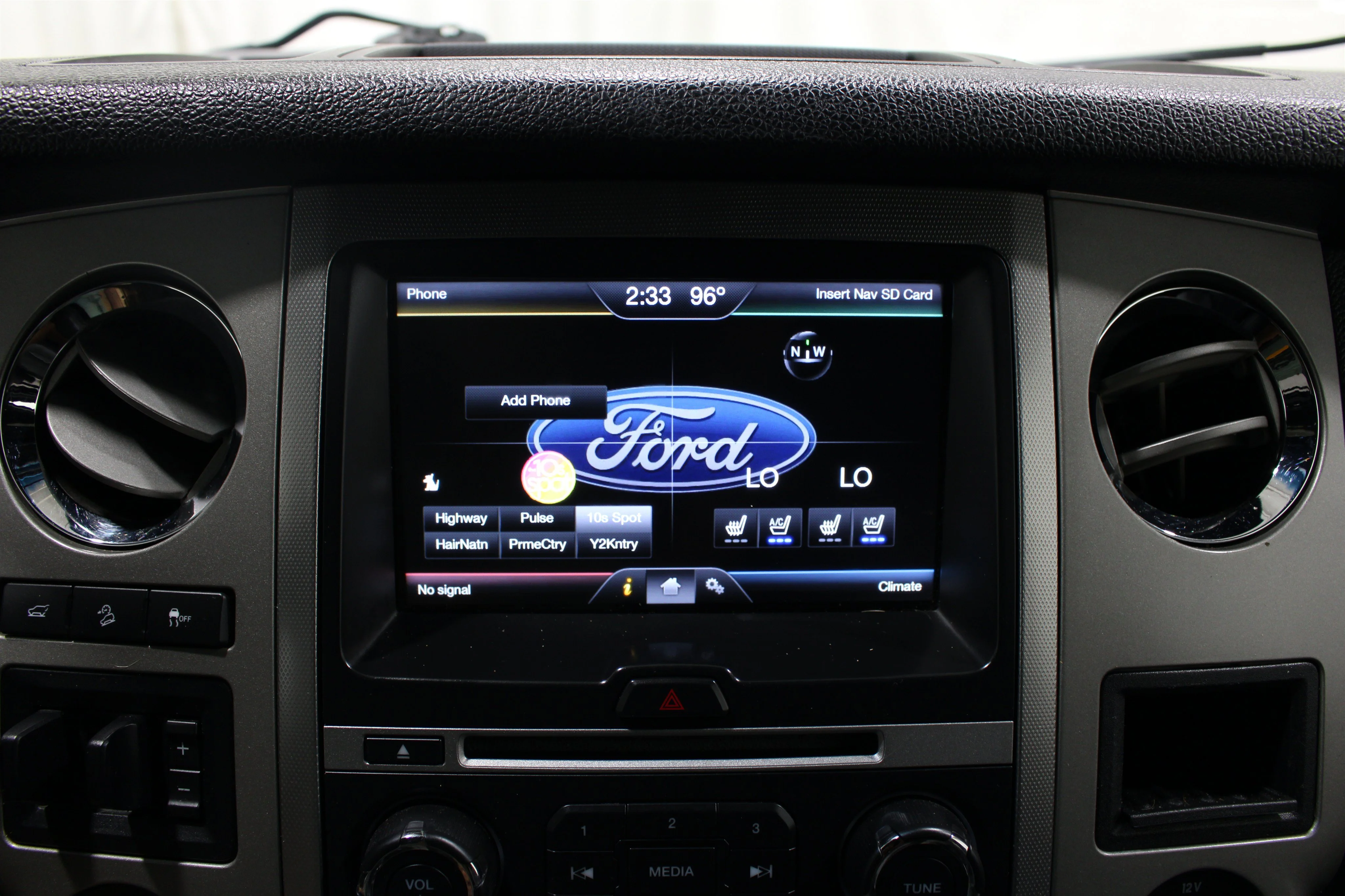 2015 Ford Expedition XLT - Photo 14
