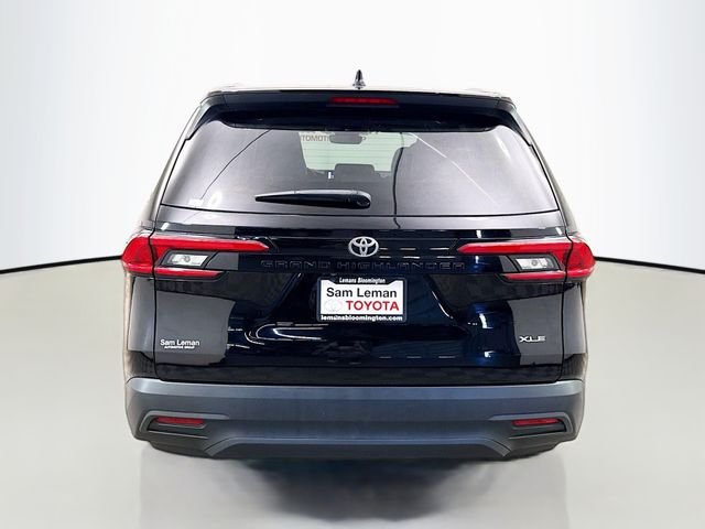 Used 2024 Black Toyota XLE image 6