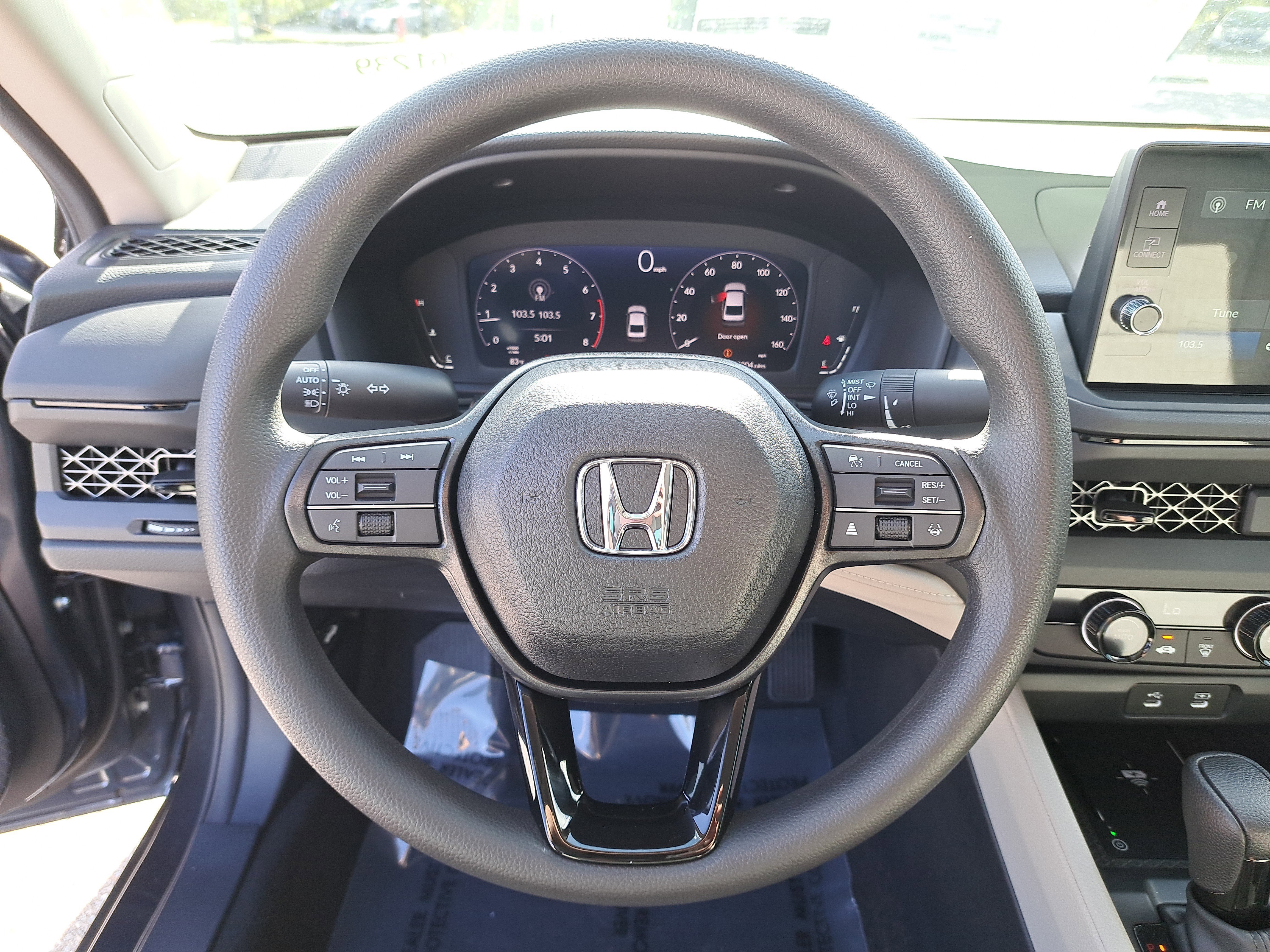 New 2026 Platinum White Pearl Honda LX image 24