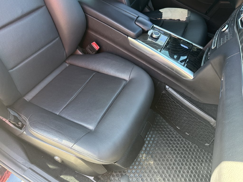 Used 2016 Black Mercedes-Benz E 350 image 32