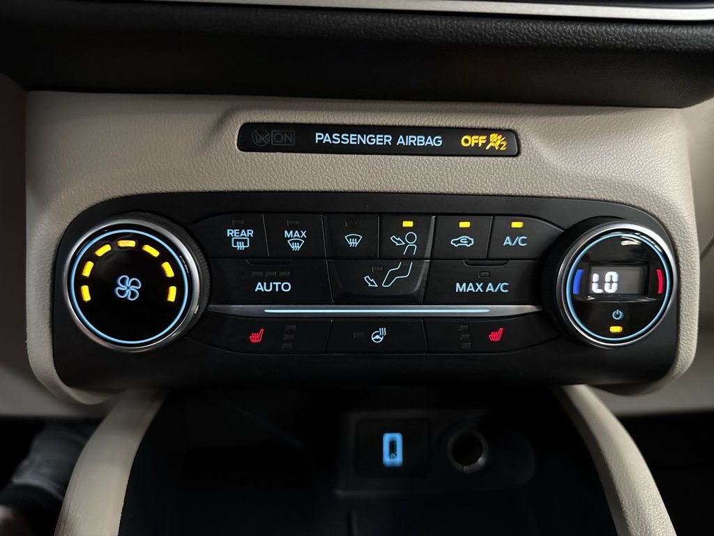 Used 2020 Desert Gold Metallic Ford SEL image 26