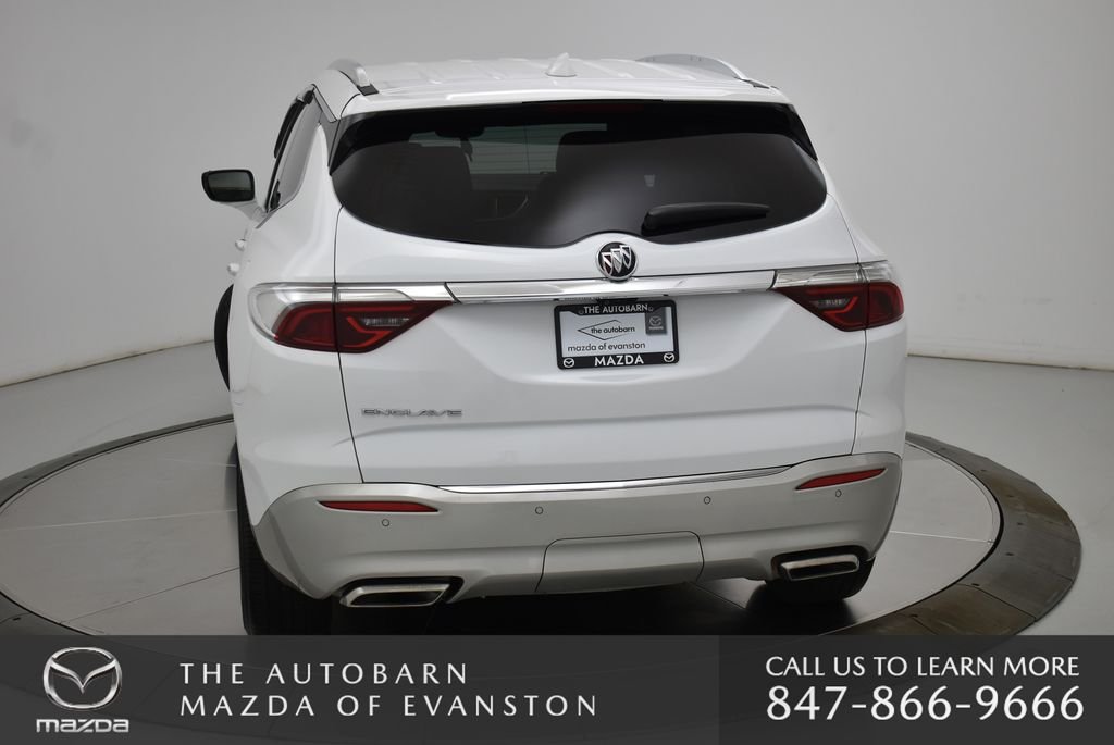 Used 2022 Summit White Buick Essence image 10
