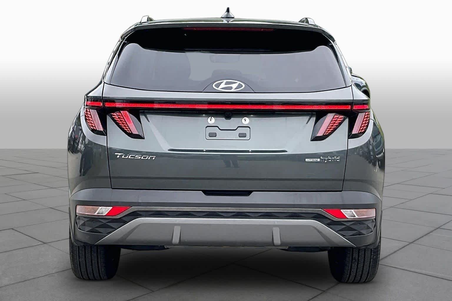 Used 2024 Amazon Gray Hyundai Limited image 4