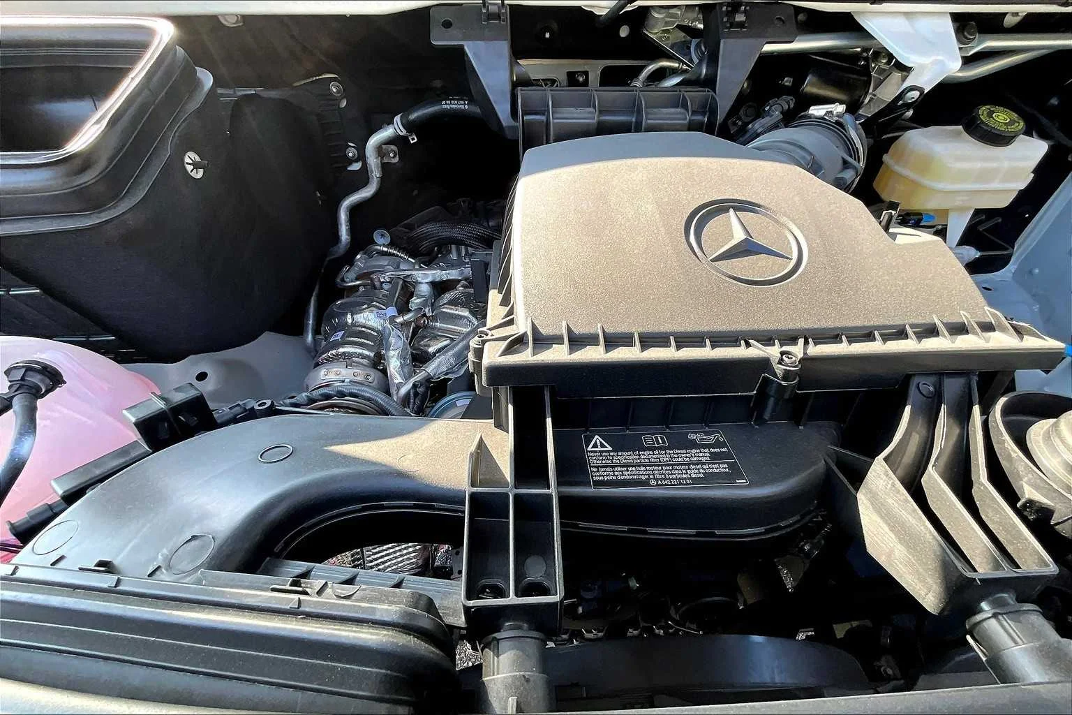 New 2025 Arctic White Mercedes-Benz  image 14