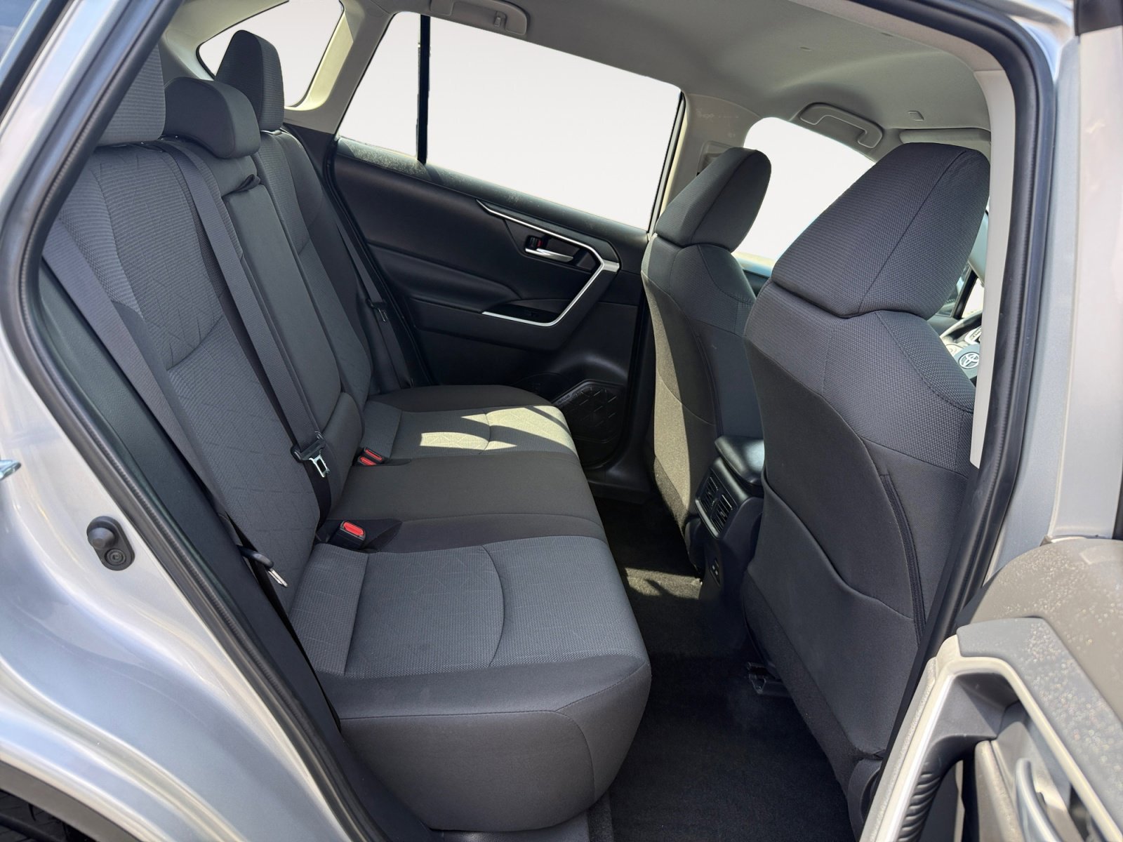 Used 2025 Silver Sky Metallic Toyota XLE image 18