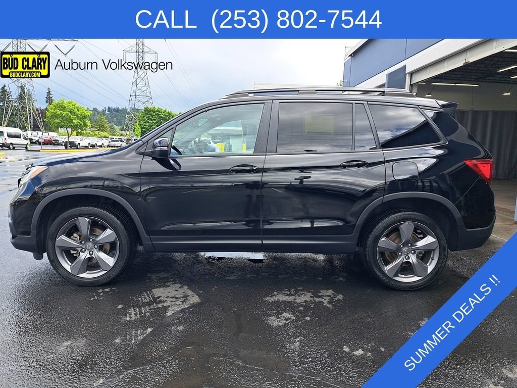 Used 2019 Black Honda Touring image 8