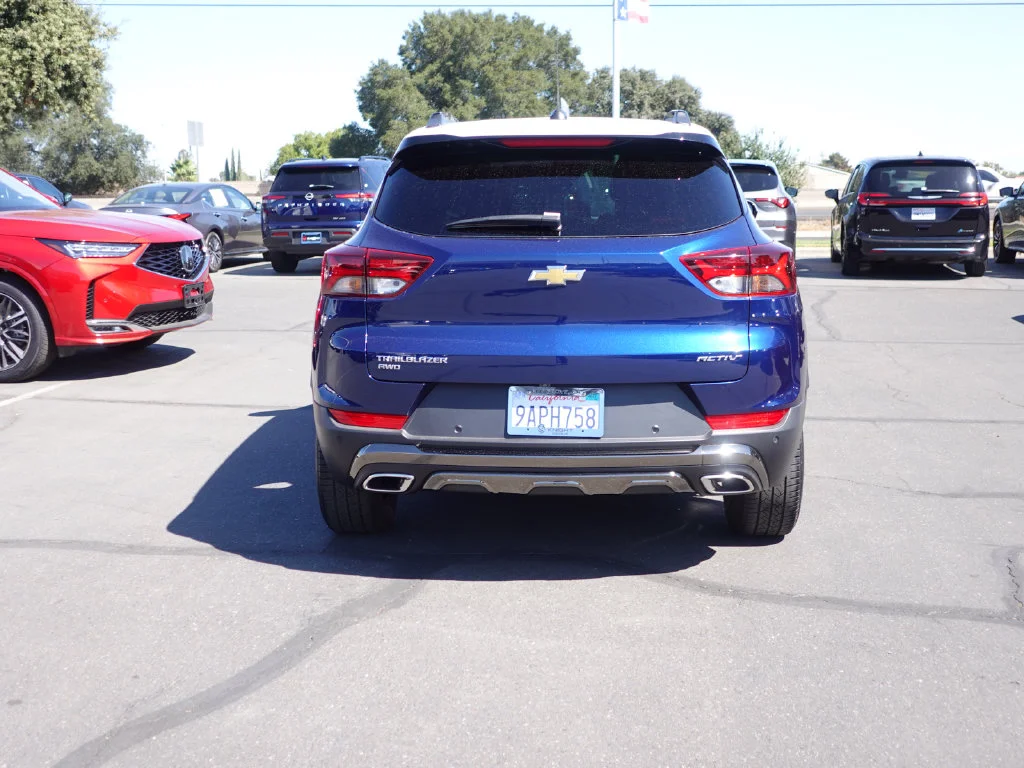 Used 2022 Blue Glow Metallic Chevrolet ACTIV image 7