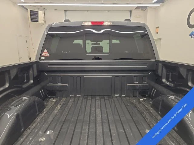 New 2026 Carbonized Gray Metallic Ford XLT image 17