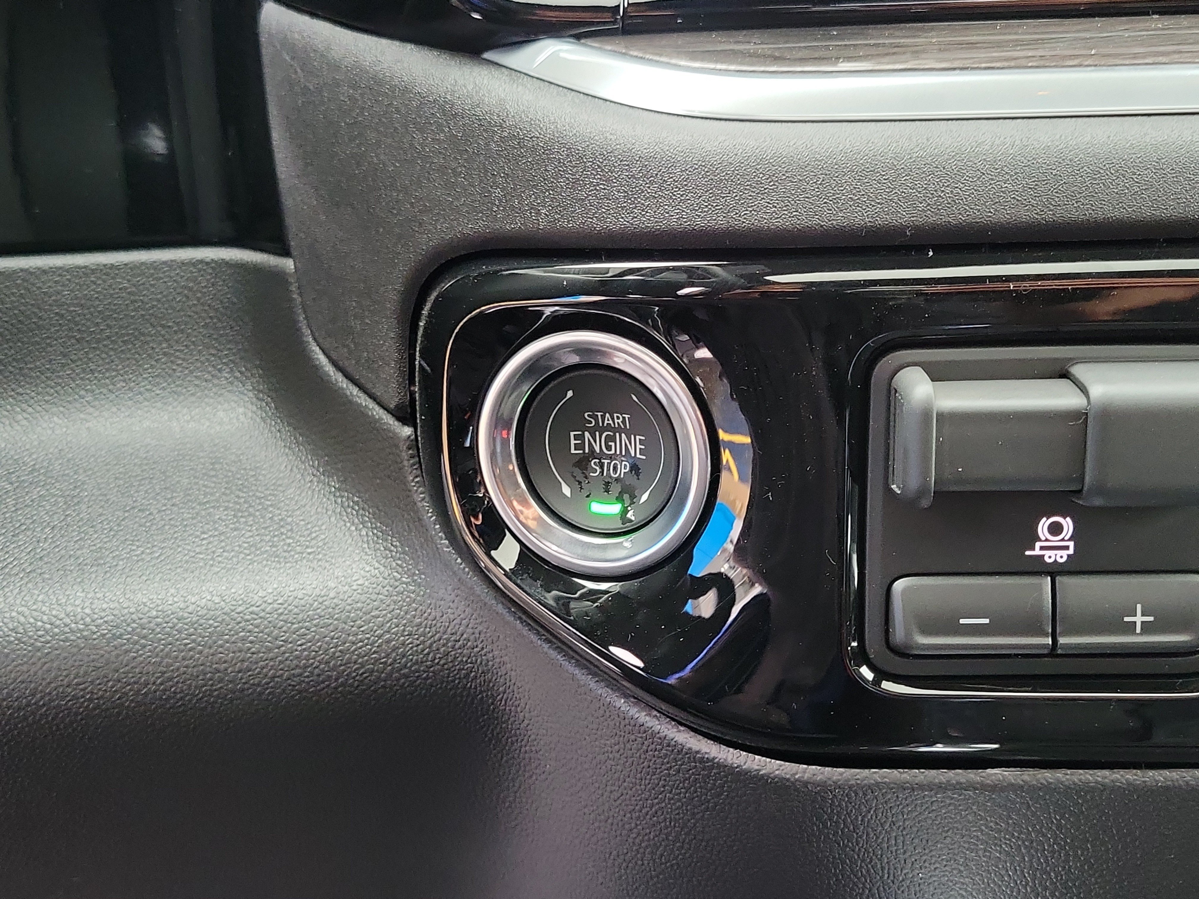 2026 Chevrolet Silverado 1500 LTZ - Photo 28