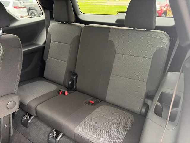 Used 2023 Summit White Chevrolet LT image 17