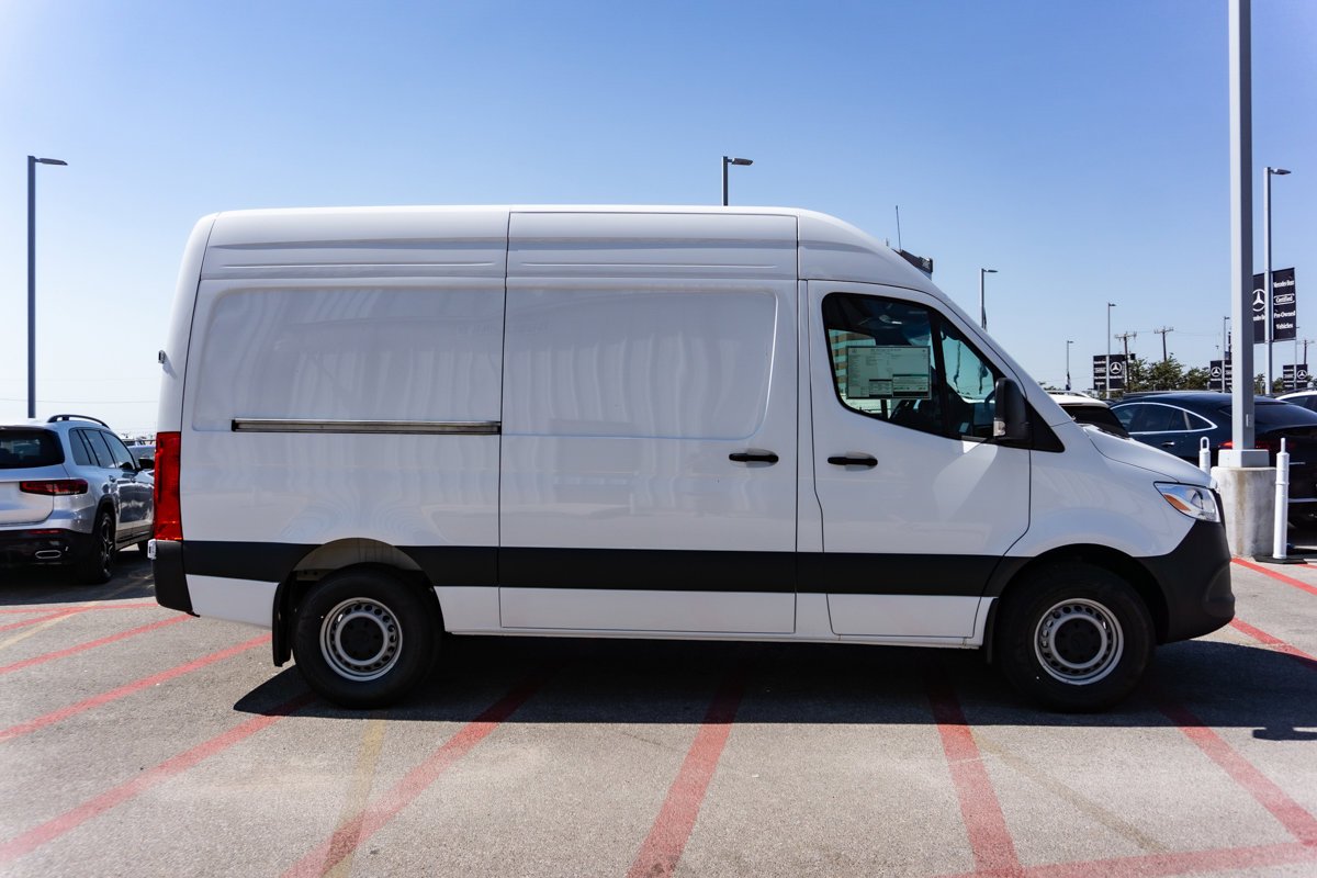 New 2025 Arctic White Mercedes-Benz Cargo 144 WB image 4