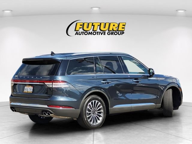 Used 2023 Blue Lincoln Reserve image 4