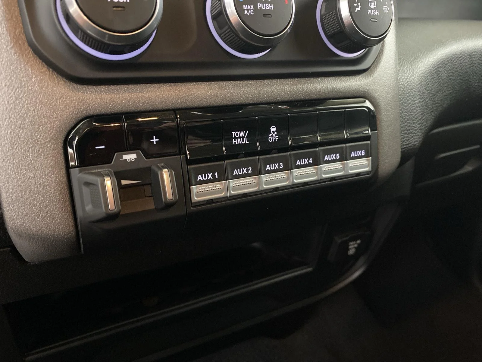 Used 2019 Bright White Clearcoat Ram Tradesman image 2