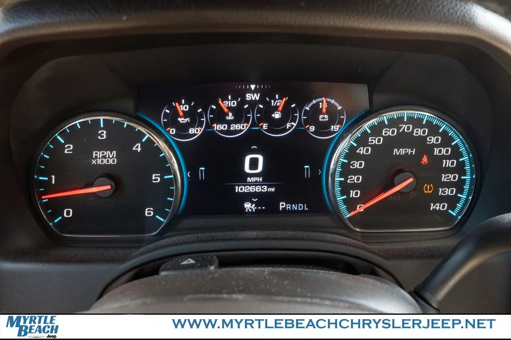 Used 2017 Quicksilver Metallic GMC Denali image 27