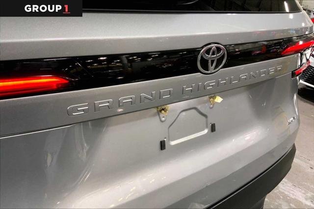 Certified Used 2025 CELESTIAL SILVER Toyota  image 31