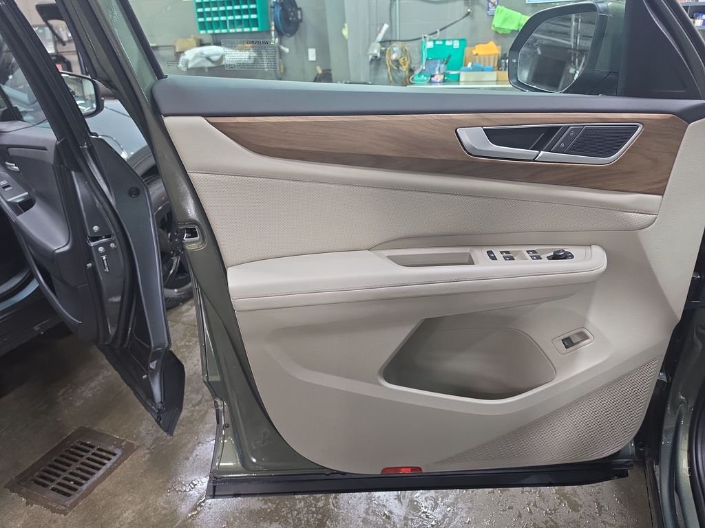 New 2026 Green Volkswagen 2.0T SE w/Technology image 11