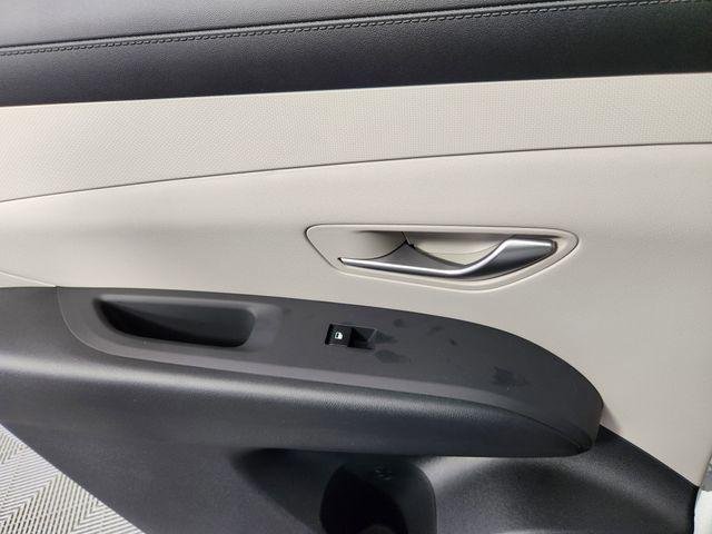 New 2026 White Hyundai SEL AWD image 18