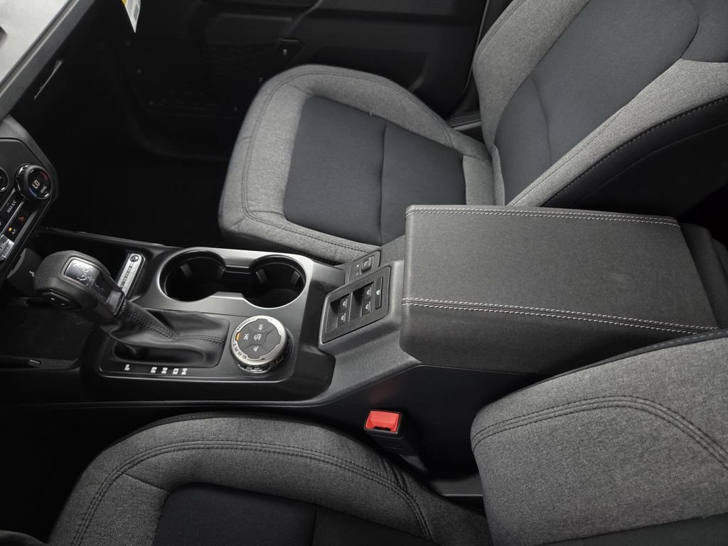 New 2026 Avalanche Gray Ford Big Bend® image 30