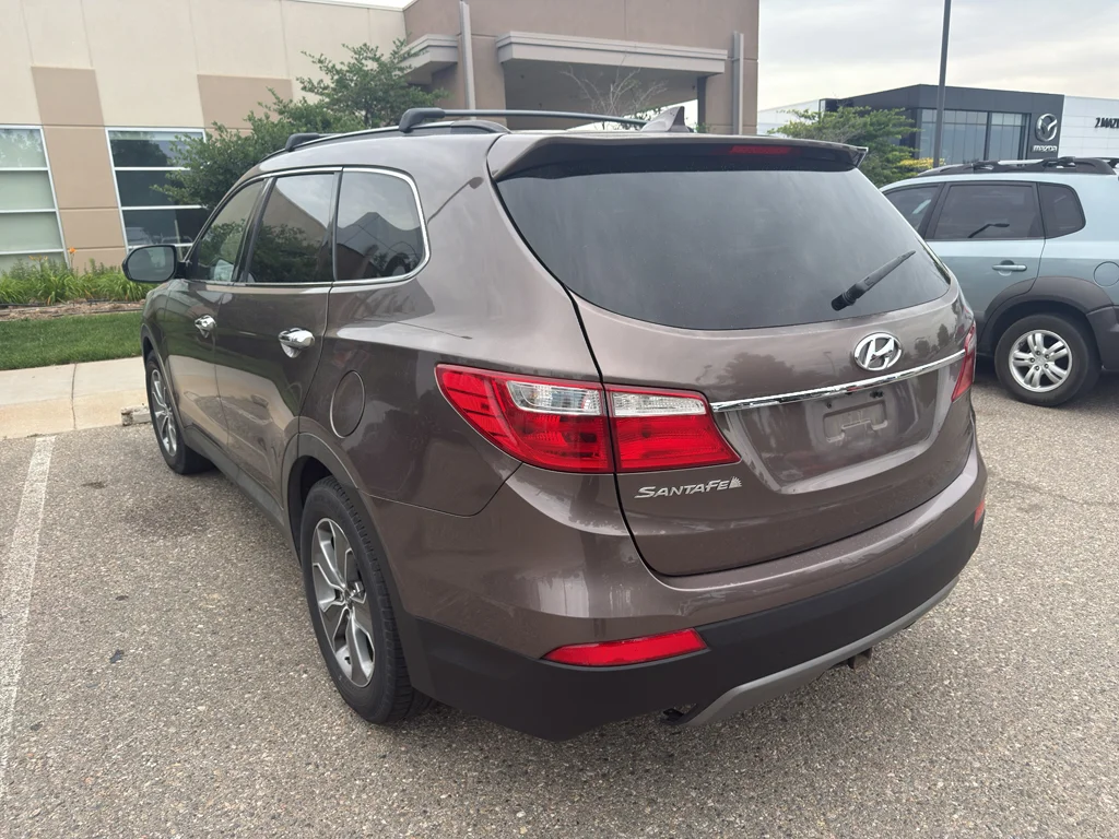 Used 2015 Frosted Mocha Hyundai GLS image 7