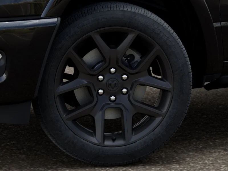 New 2026 Diamond Black Crystal Pearl-Coat Exterior Paint RAM Laramie image 4