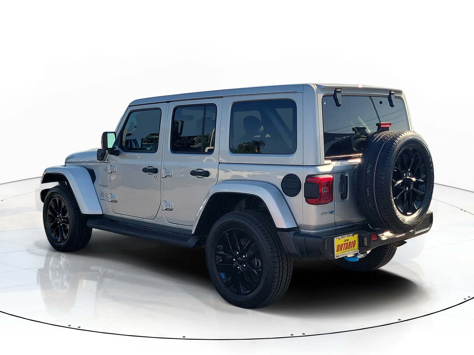 Certified Used 2023 Silver Jeep Sahara 4xe image 6