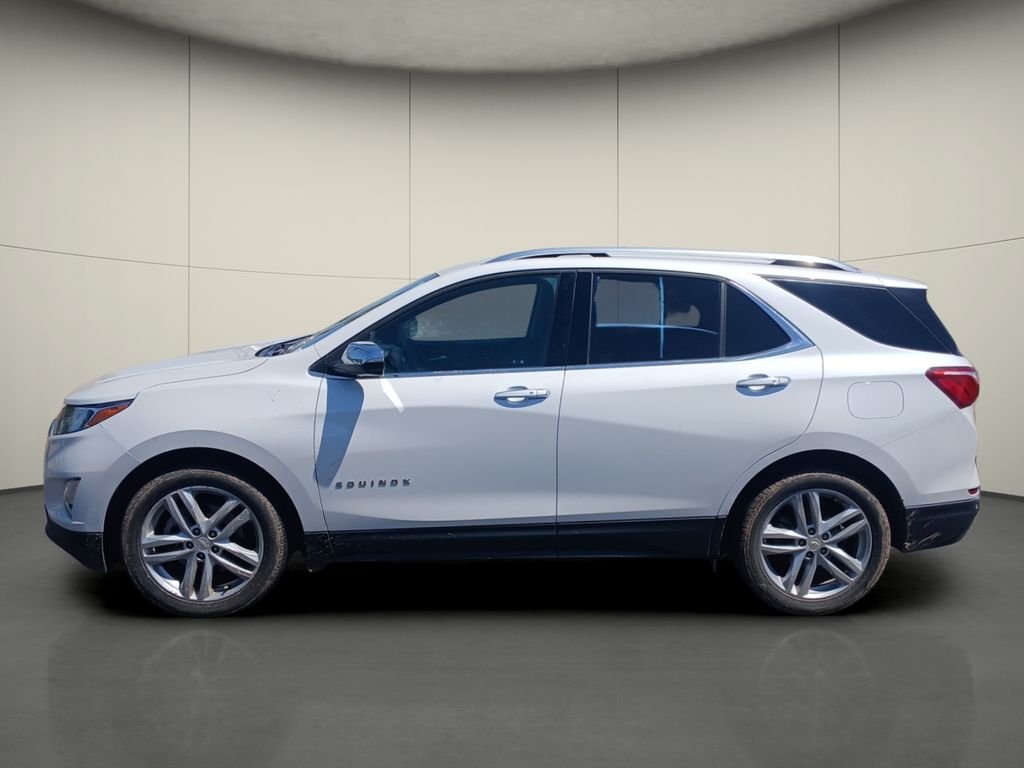 Used 2019 Beige Chevrolet Premier image 4