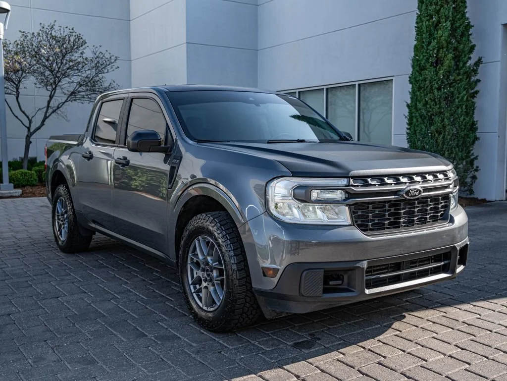 Used 2022 Carbonized Gray Metallic Ford XLT image 3