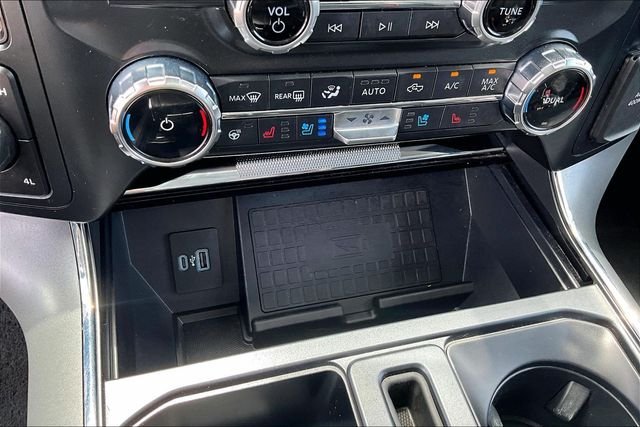Used 2022 Black Ford Lariat image 21