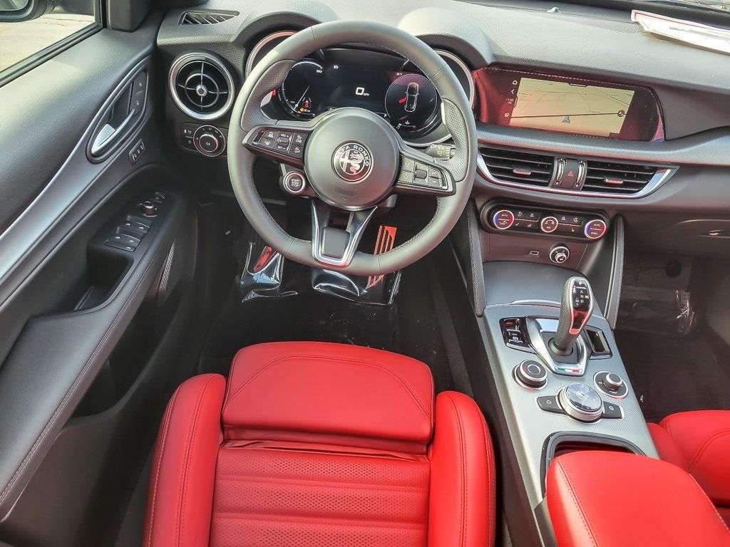 2025 ALFA ROMEO STELVIO - Image 11