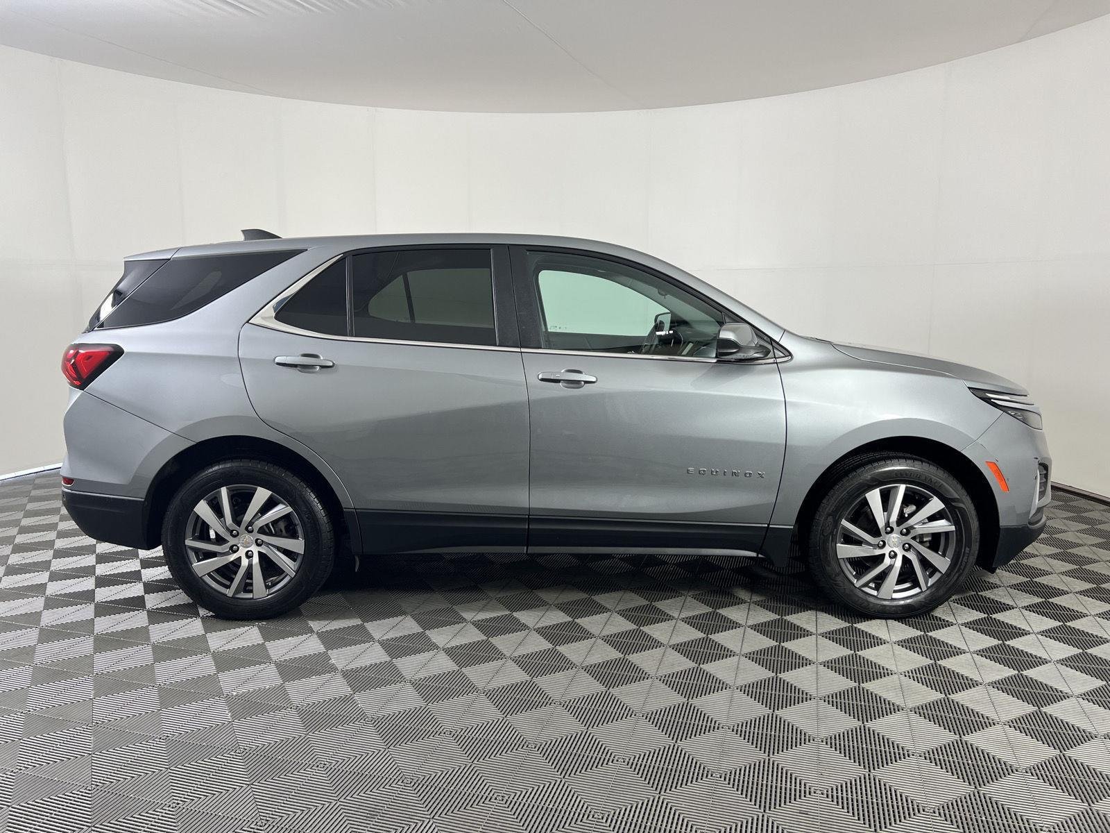 Used 2024 Sterling Gray Metallic Chevrolet LT image 32