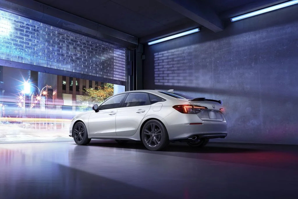 Used 2024 Sonic Gray Pearl Honda Base image 11
