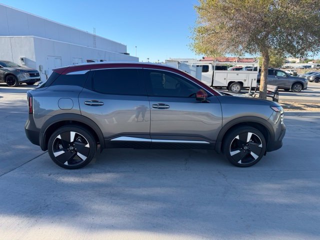 Certified Used 2025 Gray Nissan SR image 4