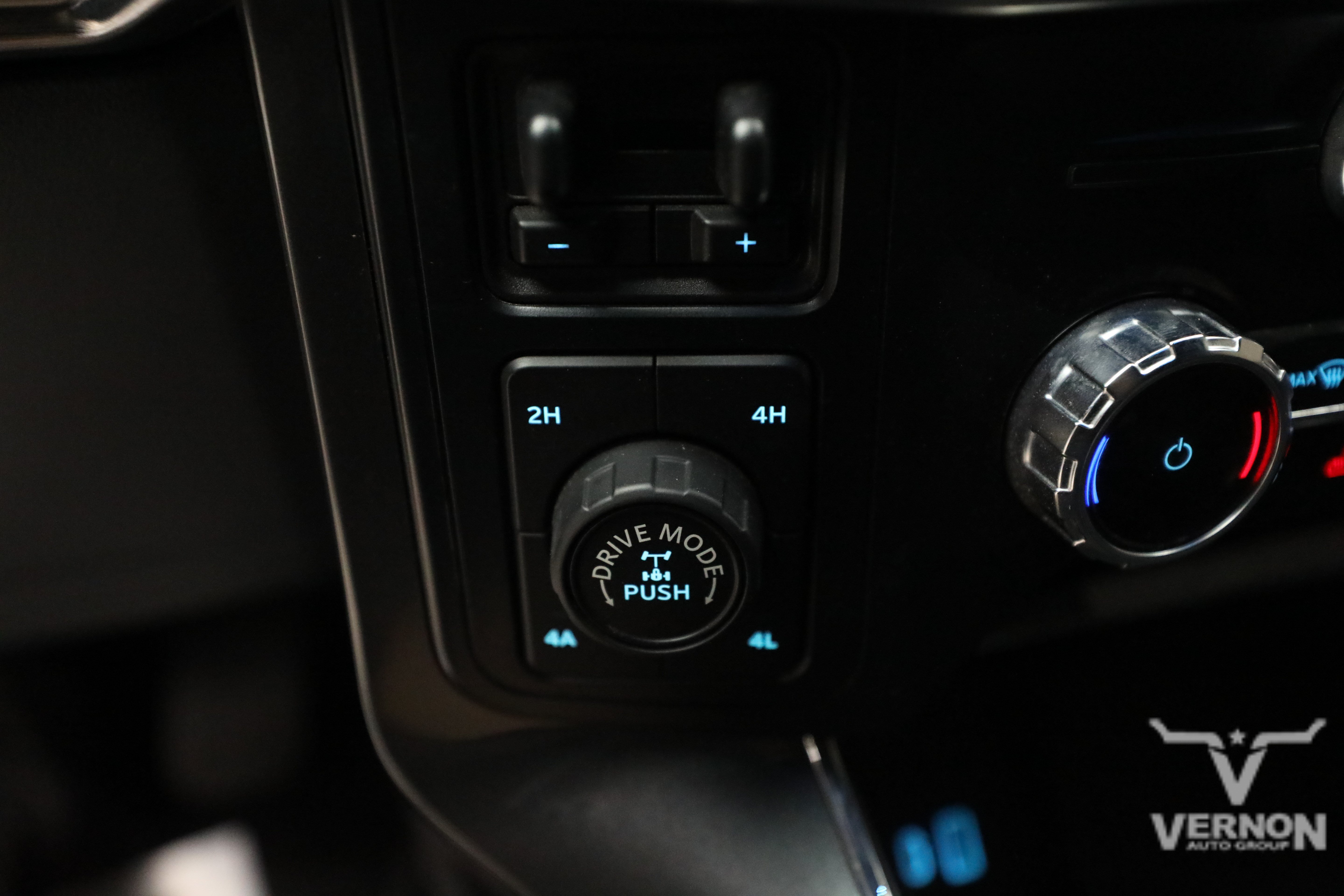 Used 2022 Agate Black Metallic Ford Y image 24