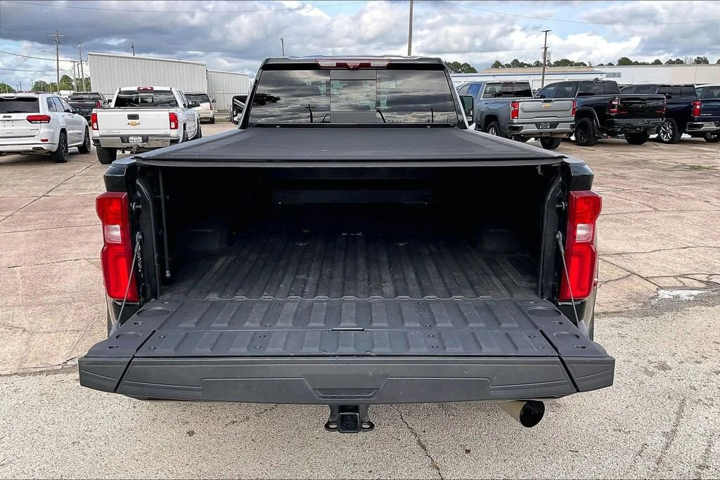 Used 2024 Black Chevrolet High Country DRW image 38