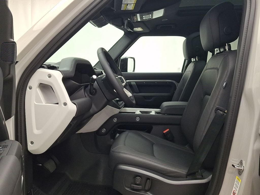 New 2026 Borasco Grey LAND ROVER X-Dynamic SE image 9