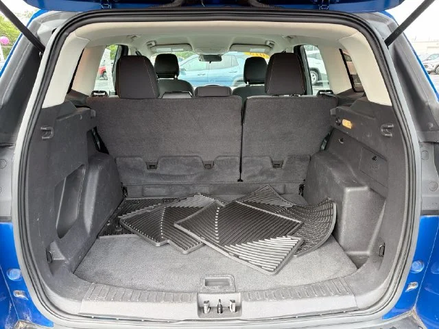Used 2018 Blue Ford S image 23