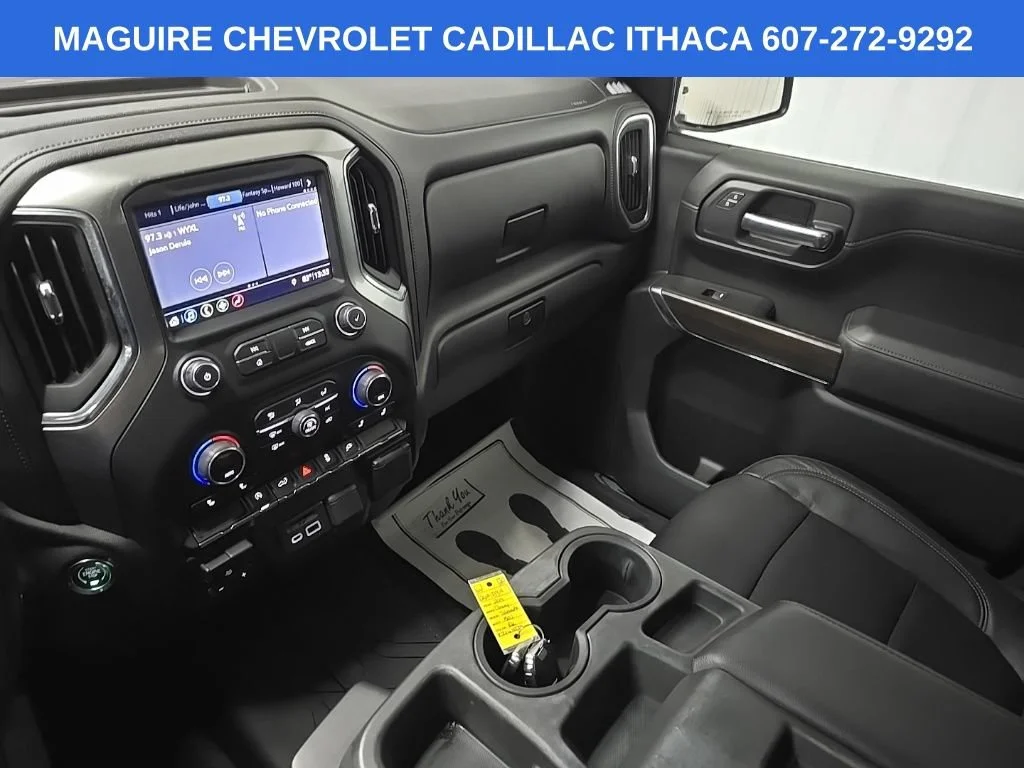 Used 2019 BLACK Chevrolet LT image 27