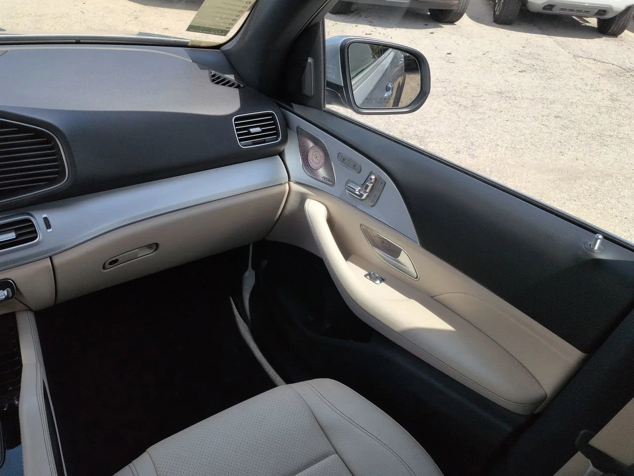 Used 2025 Selenite Gray Metallic Mercedes-Benz GLE 350 image 17