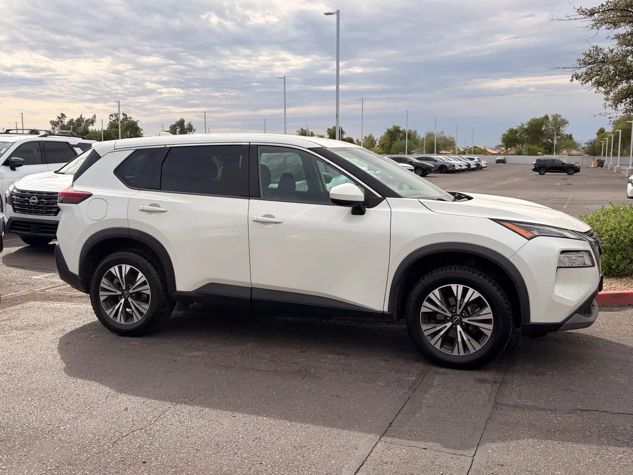 Used 2023 Pearl White Tricoat Nissan SV image 5