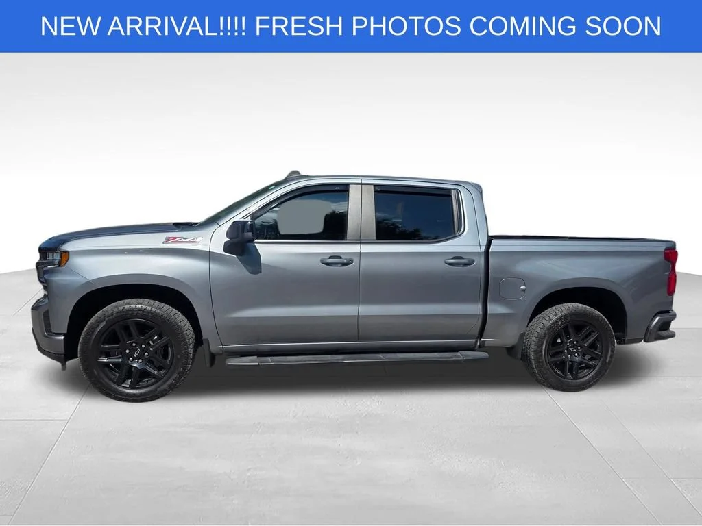 Used 2022 Satin Steel Metallic Chevrolet RST image 3