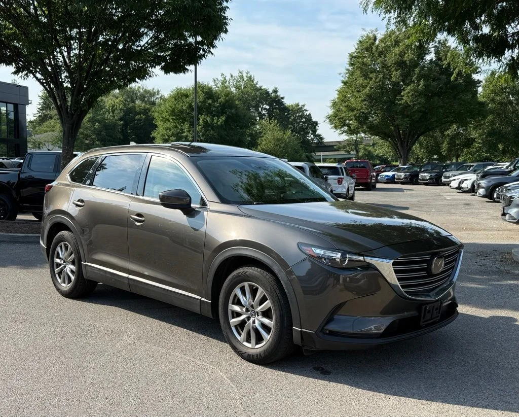 Used 2018 Silver Mazda Touring image 1